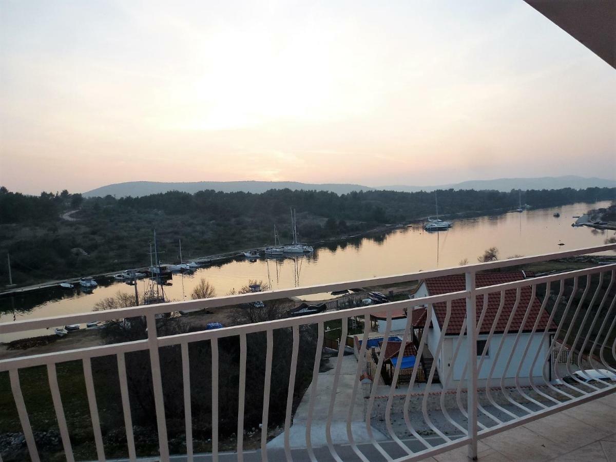 Apartmani Slavica Sibenik Exterior photo